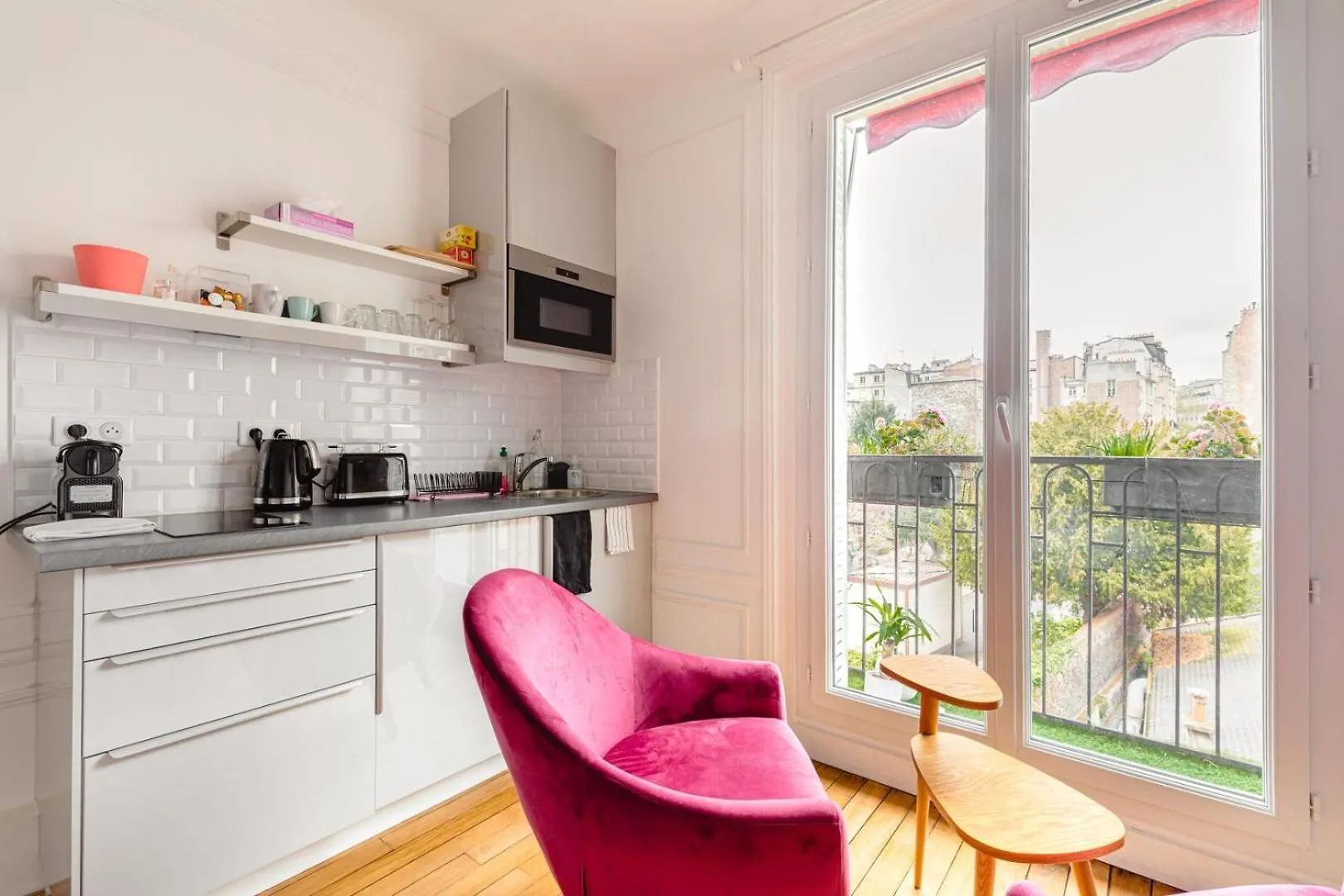 Guestready - Fantastic Studio Near Sacre-Coeur Paris 0*,  France